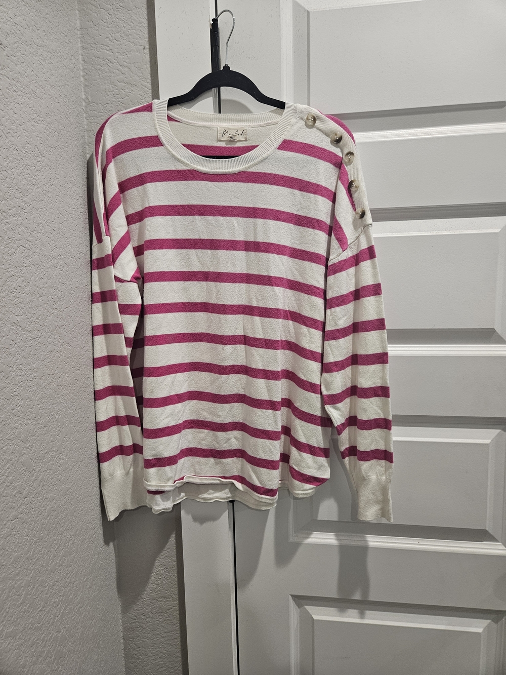 Marled White & Pink Striped Shoulder-Button Long Sleeve